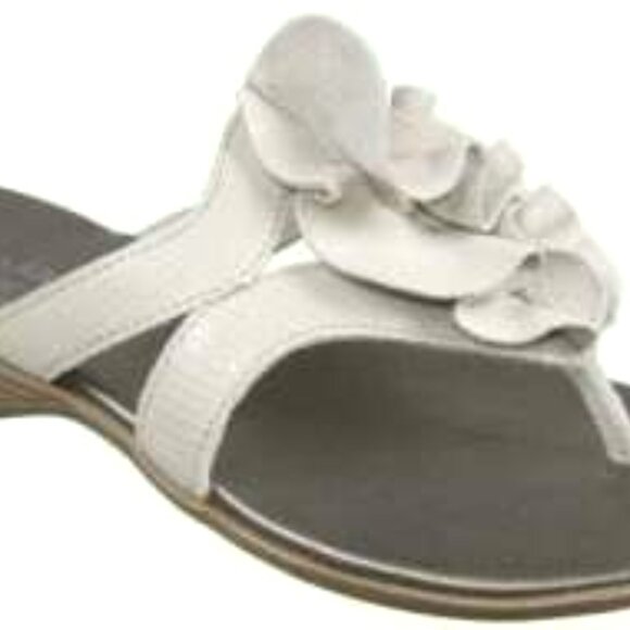 Clarks White Leather 'Dusk Azore' Slip Sandals-7M-NWT - Picture 2 of 7
